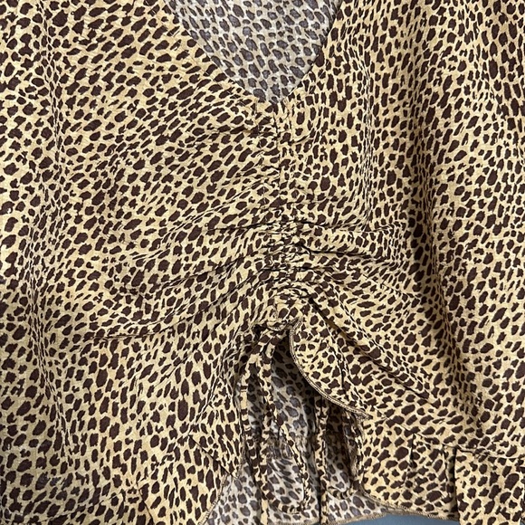 Lush Cheetah Blouse - Picture 3 of 6